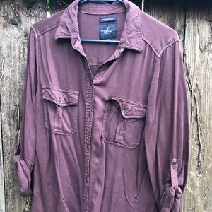 american eagle boyfriend fit button down